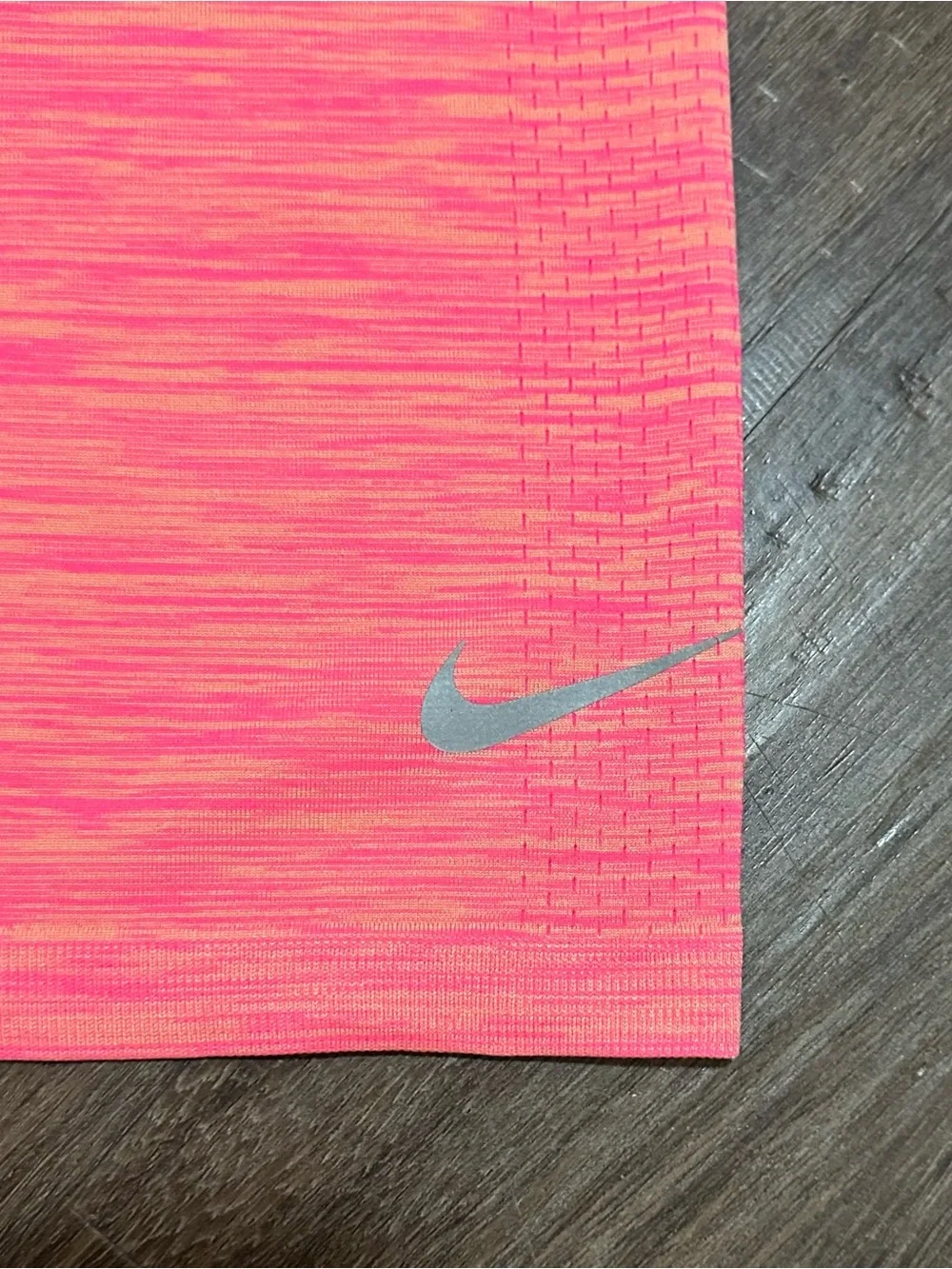 Nike Dri-Fit Criss Cross Tank in Orange. Size S